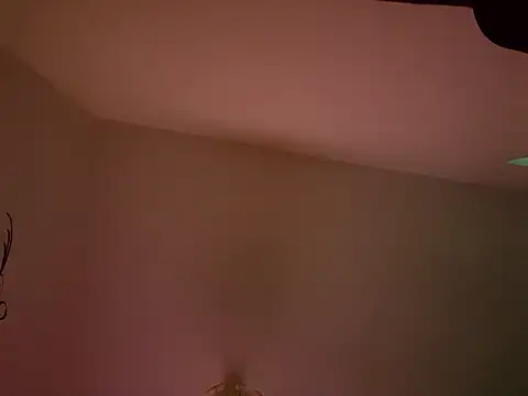 Snapshot of cuci45 chatting on March 4, 2026, 9:44 pm cuci45 online show from March 4, 2026, 9:44 pm