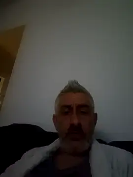 cuci45 online show from February 1, 2026, 11:47 pm