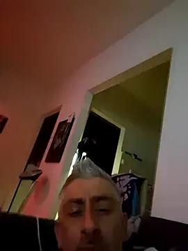 Snapshot of cuci45 chatting on March 14, 2026, 9:43 pm cuci45 online show from March 14, 2026, 9:43 pm