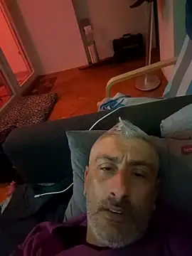 Snapshot of cuci45 chatting on March 7, 2026, 3:35 am cuci45 online show from March 7, 2026, 3:35 am