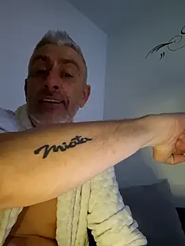 Snapshot of cuci45 chatting on March 22, 2026, 12:14 am cuci45 online show from March 22, 2026, 12:14 am