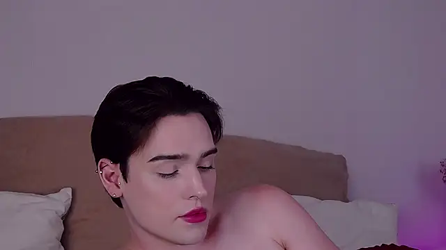 Snapshot of RobbyCharming chatting on July 30, 2026, 10:14 am RobbyCharming online show from July 30, 2026, 10:14 am