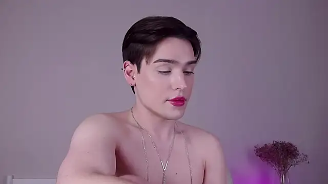 Snapshot of RobbyCharming chatting on June 27, 2026, 12:22 pm RobbyCharming online show from June 27, 2026, 12:22 pm