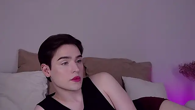Snapshot of RobbyCharming chatting on July 17, 2026, 9:06 am RobbyCharming online show from July 17, 2026, 9:06 am