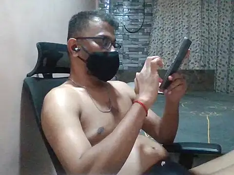 sexx4 online show from May 7, 2026, 9:40 pm