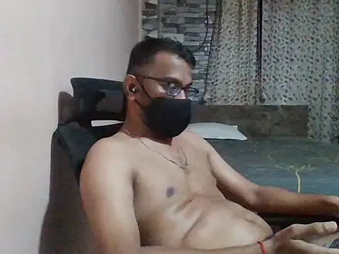 sexx4 online show from May 12, 2026, 9:21 pm