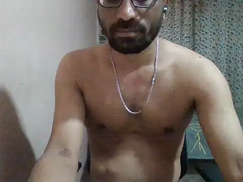 sexx4 online show from May 17, 2026, 6:41 pm