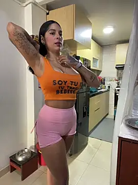 charlotte stevenss  online show from February 11, 2026, 1:33 pm