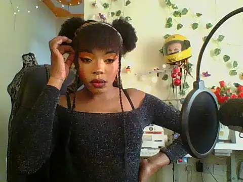 Snapshot of Anaconda2350 chatting on April 26, 2026, 10:34 am Anaconda2350 online show from April 26, 2026, 10:34 am