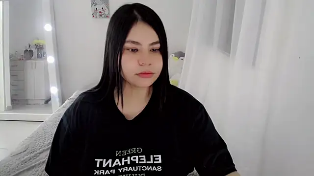 Youlittlepervertt  online show from April 29, 2026, 12:59 am