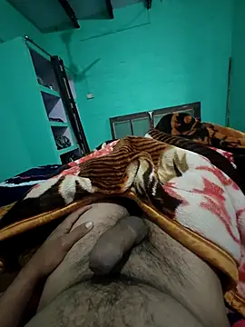 Snapshot of Deshilund9 chatting on January 17, 2026, 8:18 am Deshilund9 online show from January 17, 2026, 8:18 am