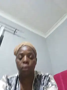 Shaniko89 online show from July 18, 2026, 7:33 pm