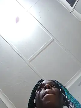 Shaniko89 online show from August 3, 2026, 9:59 am