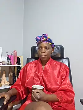 Shaniko89 online show from July 28, 2026, 4:09 am