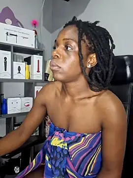 Shaniko89 online show from March 17, 2025, 1:35 am
