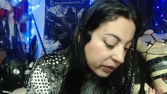 Astartexxx online show from November 15, 2025, 6:28 am