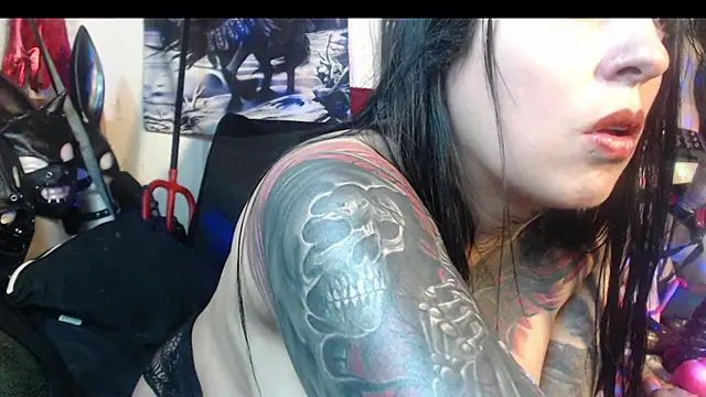 Snapshot of Astartexxx chatting on June 5, 2026, 7:03 am Astartexxx online show from June 5, 2026, 7:03 am