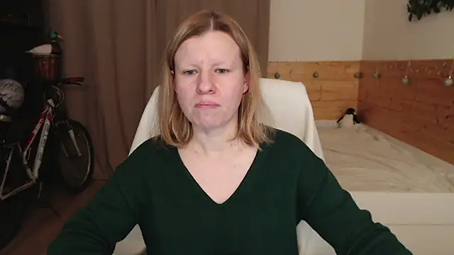 Exponent 5 online show from December 6, 2024, 9:07 pm