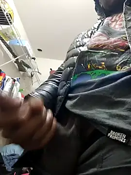 Slimomega online show from January 9, 2026, 9:27 am