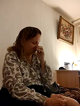 Snapshot of She-devilx chatting on October 12, 2025, 9:38 pm She-devilx online show from October 12, 2025, 9:38 pm