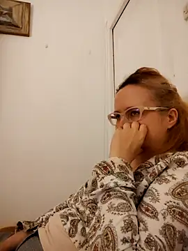 Snapshot of She-devilx chatting on November 7, 2025, 10:57 pm She-devilx online show from November 7, 2025, 10:57 pm