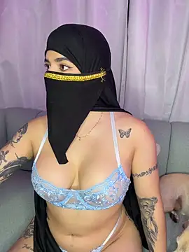 Snapshot of nurbanu_hatem chatting on November 15, 2025, 3:32 am nurbanu hatem online show from November 15, 2025, 3:32 am