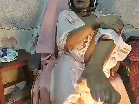 Snapshot of shani-akki chatting on November 29, 2025, 5:35 pm shani-akki online show from November 29, 2025, 5:35 pm