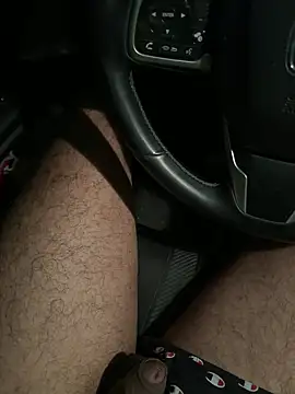 Snapshot of brownboylonghairy chatting on February 9, 2025, 5:50 am brownboylonghairy online show from February 9, 2025, 5:50 am