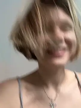 Snapshot of ValenciaShock chatting on March 13, 2026, 6:40 am ValenciaShock online show from March 13, 2026, 6:40 am