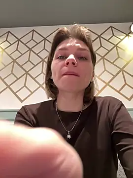 Snapshot of ValenciaShock chatting on March 15, 2026, 6:42 am ValenciaShock online show from March 15, 2026, 6:42 am