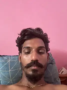 Snapshot of yo19boy chatting on May 19, 2026, 9:38 am yo19boy online show from May 19, 2026, 9:38 am
