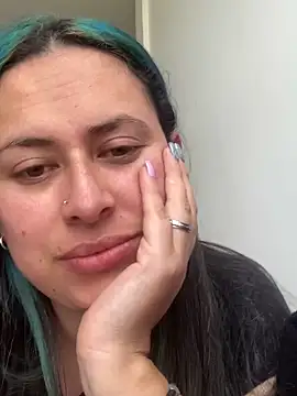 Snapshot of adriluna chatting on September 15, 2025, 9:37 pm adriluna online show from September 15, 2025, 9:37 pm