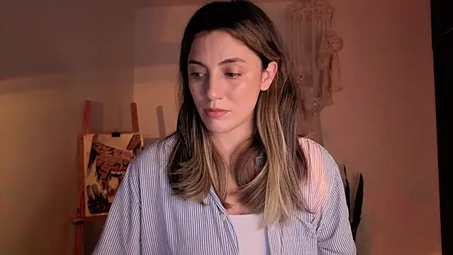 Snapshot of Mala_Bad chatting on October 13, 2025, 10:32 pm Mala Bad online show from October 13, 2025, 10:32 pm