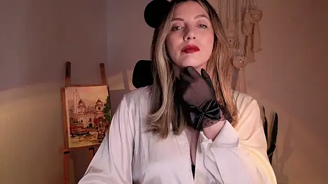 Snapshot of Mala_Bad chatting on October 8, 2025, 5:35 pm Mala Bad online show from October 8, 2025, 5:35 pm