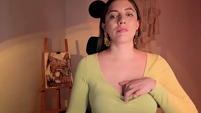 Snapshot of Mala_Bad chatting on October 16, 2025, 1:52 pm Mala Bad online show from October 16, 2025, 1:52 pm