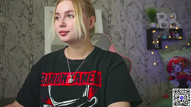 Moon Valkyrie online show from February 2, 2026, 8:02 am