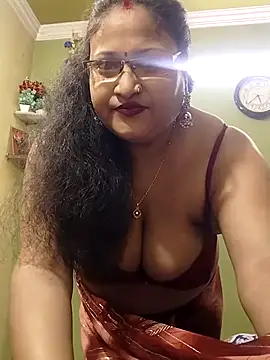 Mona love143 online show from November 12, 2025, 12:09 pm