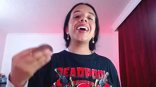 VALERY MEER online show from October 17, 2025, 11:50 pm