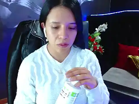 VALERY MEER online show from December 4, 2024, 11:46 am