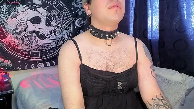 Lexxxxx  online show from October 31, 2025, 8:16 pm