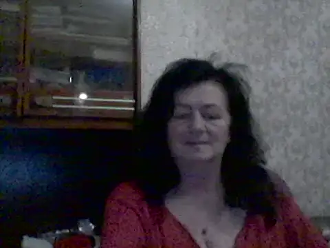 GypsiQueen2 online show from March 8, 2025, 6:47 pm