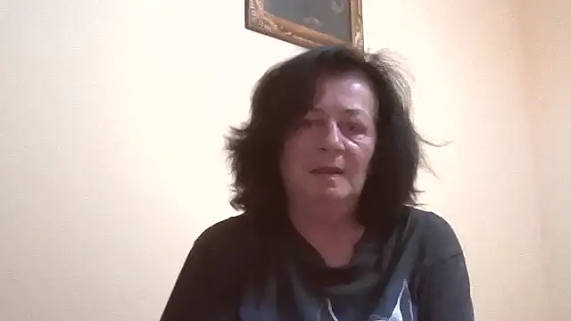 GypsiQueen2 online show from May 22, 2026, 6:06 pm