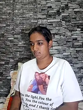 Snapshot of Xindias_fantasyX chatting on October 24, 2025, 6:40 pm Xindias fantasyX online show from October 24, 2025, 6:40 pm