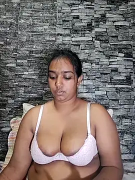 Snapshot of Xindias_fantasyX chatting on October 22, 2025, 5:01 pm Xindias fantasyX online show from October 22, 2025, 5:01 pm