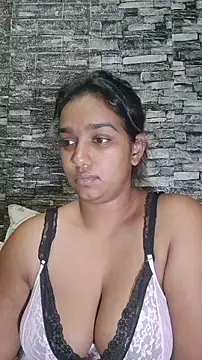 Snapshot of Xindias_fantasyX chatting on November 17, 2025, 7:40 pm Xindias fantasyX online show from November 17, 2025, 7:40 pm