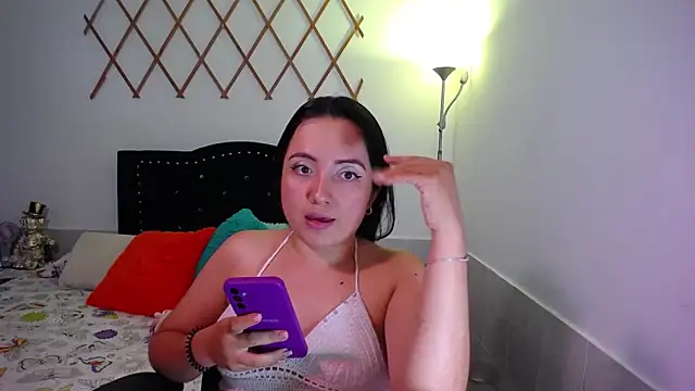 Snapshot of naughty_girl_4u chatting on October 17, 2025, 5:59 pm naughty girl 4u online show from October 17, 2025, 5:59 pm