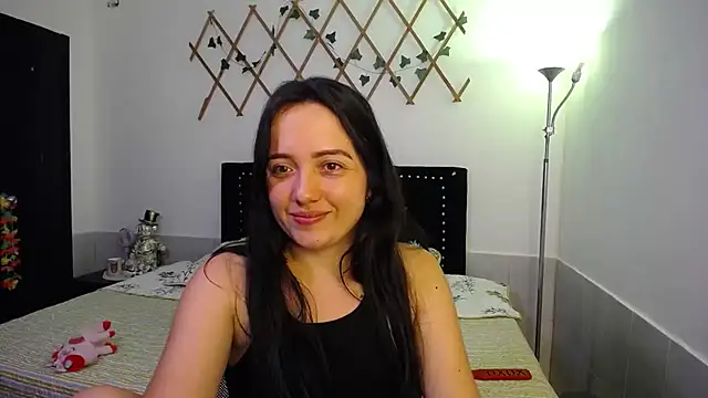 Snapshot of naughty_girl_4u chatting on October 21, 2025, 7:35 pm naughty girl 4u online show from October 21, 2025, 7:35 pm