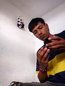 Snapshot of Triplex_Coolness chatting on February 22, 2026, 7:15 pm Triplex Coolness online show from February 22, 2026, 7:15 pm