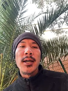 juniiorre online show from November 9, 2025, 1:37 pm