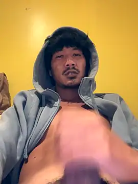 juniiorre online show from November 4, 2025, 10:24 pm